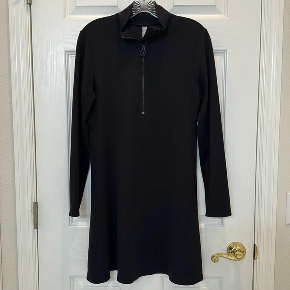 Athleta Deep Dive Dress Black Size Medium - Picture 3 of 9